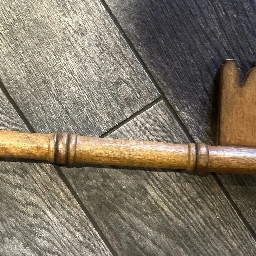 Pottery Barn NWOT  Rustic Brown Curved Real wood Decorative Key wall Art